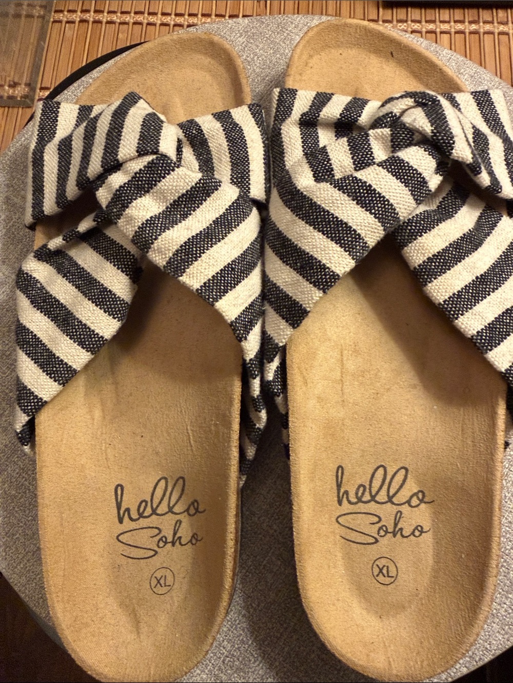 Hello soho black and white flat sandals.